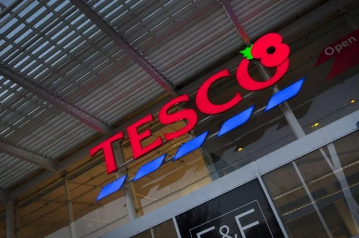 Czy sklepy Tesco są jeszcze otwarte? Sprawdź status Tesco w Polsce w 2026 roku i zobacz, gdzie zrobisz podobne zakupy.